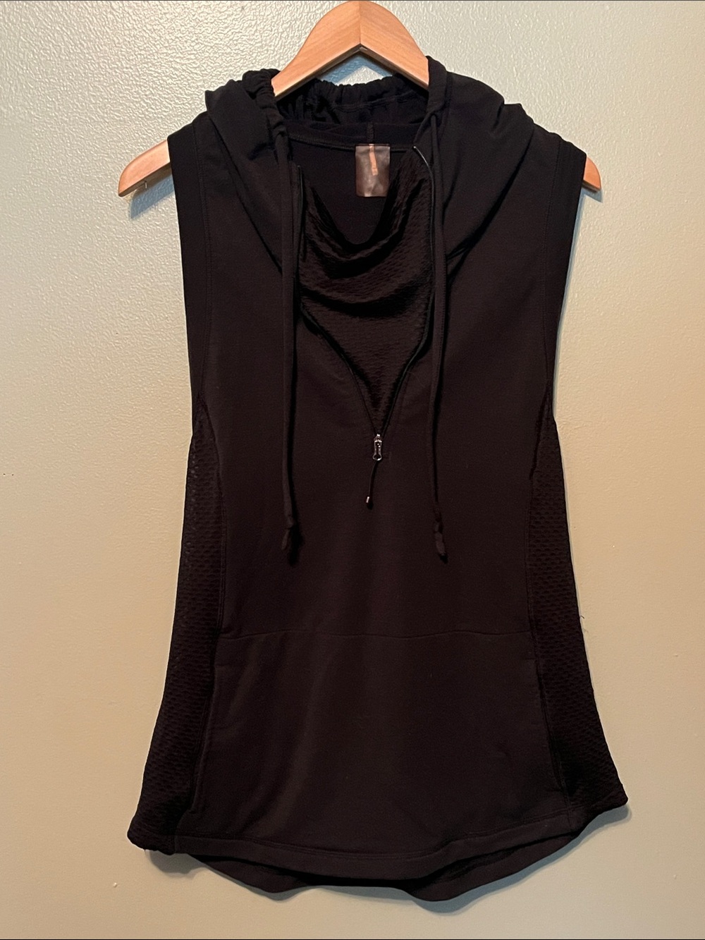 Calia Sleeveless Black Hooded Pullover Tank Top, Size Small - Picture 2 of 8